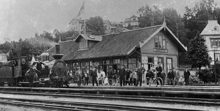 Gnestas gamla tågstation på 1800-talet.